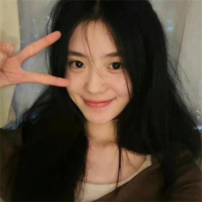 我们在黑夜中相拥